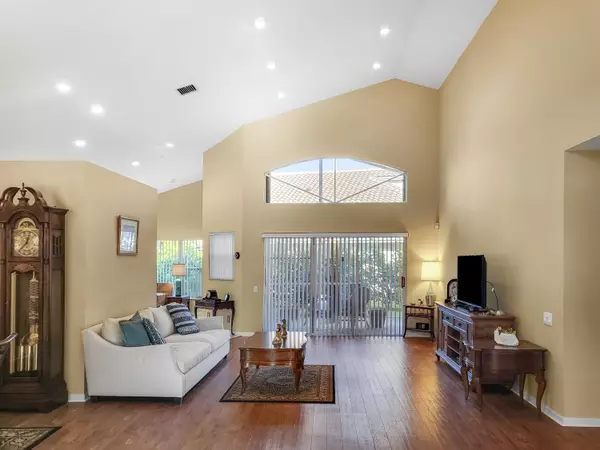 Boynton Beach, FL 33437,12404 Lakeridge Falls DR