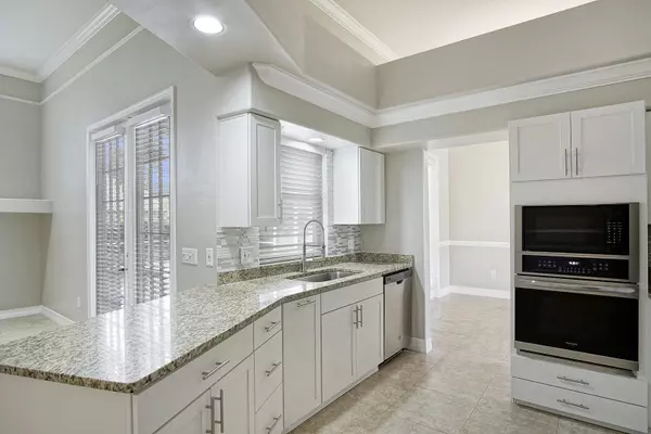 Port Saint Lucie, FL 34986,1326 SW Briarwood DR