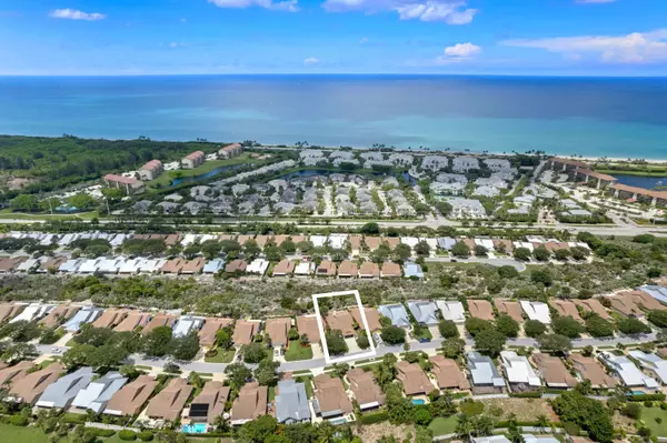 Jupiter, FL 33477,197 Ridge RD