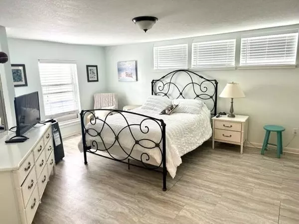 Fort Pierce, FL 34950,211 Orange AVE