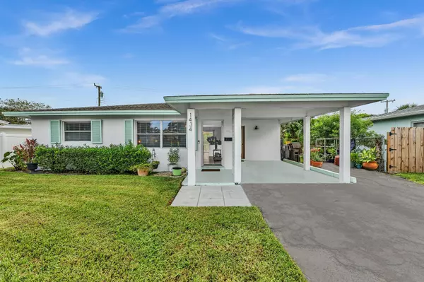 1434 7th ST, West Palm Beach, FL 33401