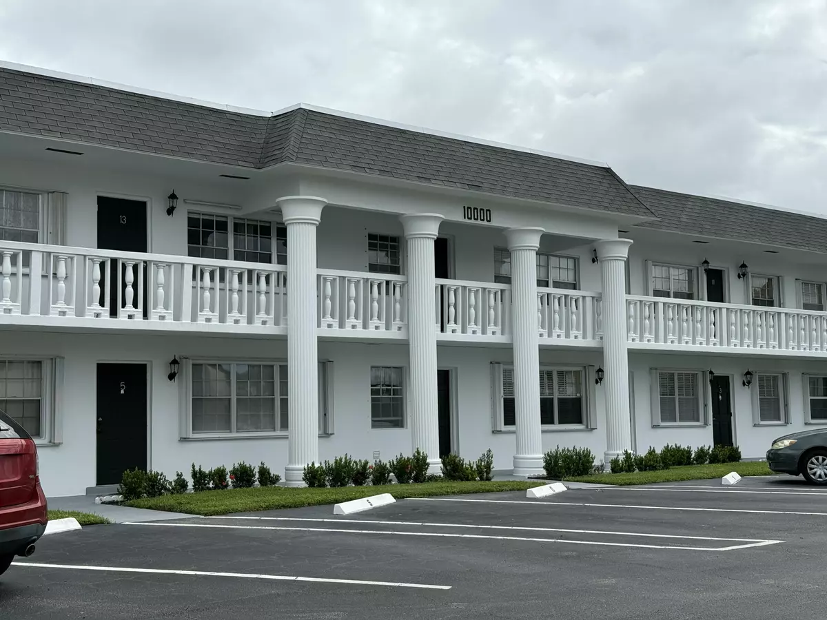 Palm Beach Gardens, FL 33410,10000 N N Meridian WAY 15