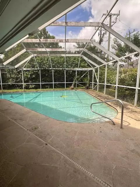 Atlantis, FL 33462,200 Walton Heath DR