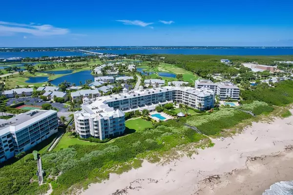Stuart, FL 34996,579 NE Plantation RD N207