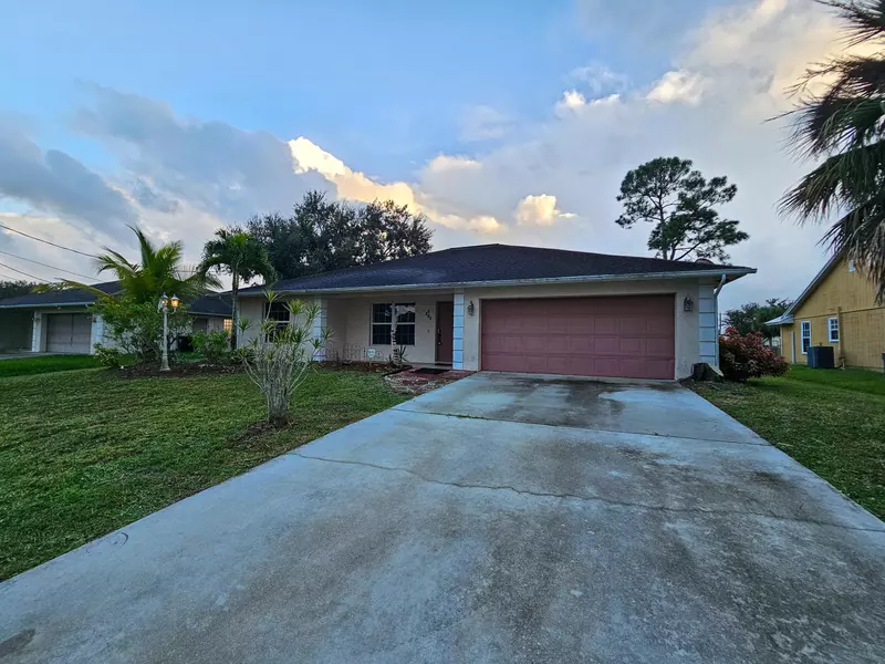 1110 SW Sudder AVE, Port Saint Lucie, FL 34953