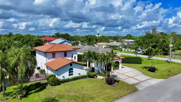 West Palm Beach, FL 33406,6401 Travis RD