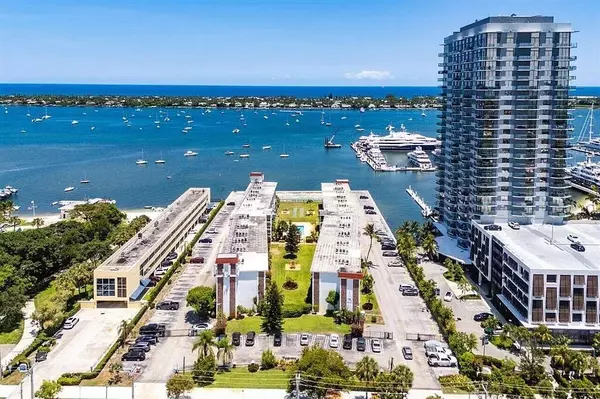 West Palm Beach, FL 33407,4500 N Flagler DR B20