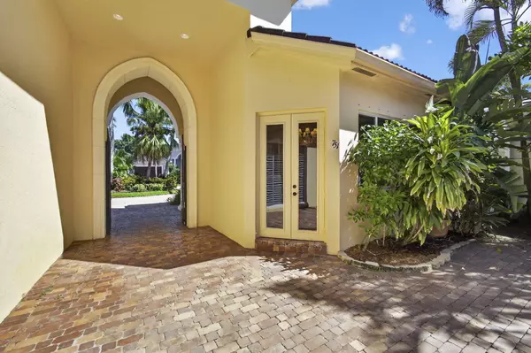 Palm Beach Gardens, FL 33418,213 Coconut Key DR