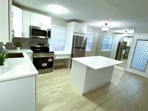 Delray Beach, FL 33484,222 Piedmont E