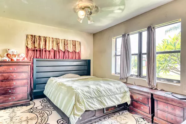 Fort Lauderdale, FL 33312,3851 SW 10th CT