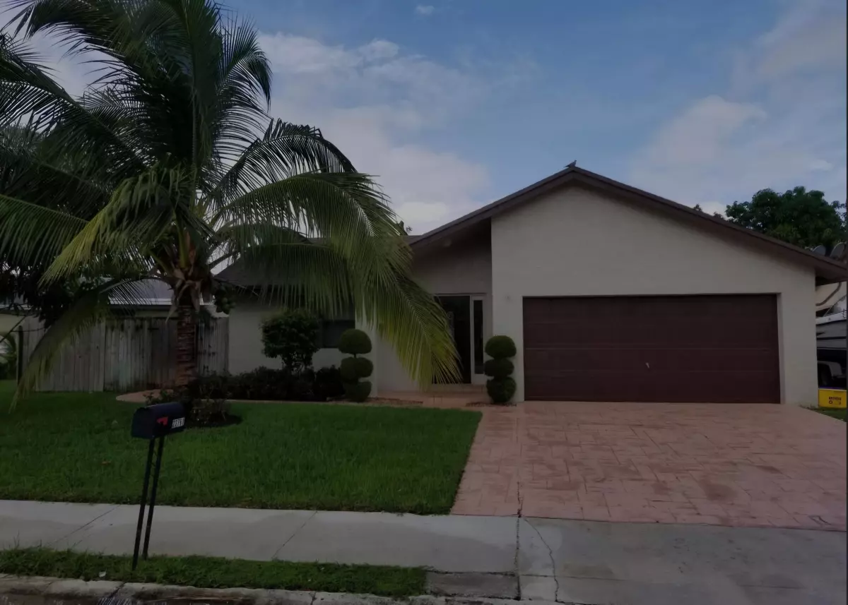 Boca Raton, FL 33428,22761 SW 64th WAY