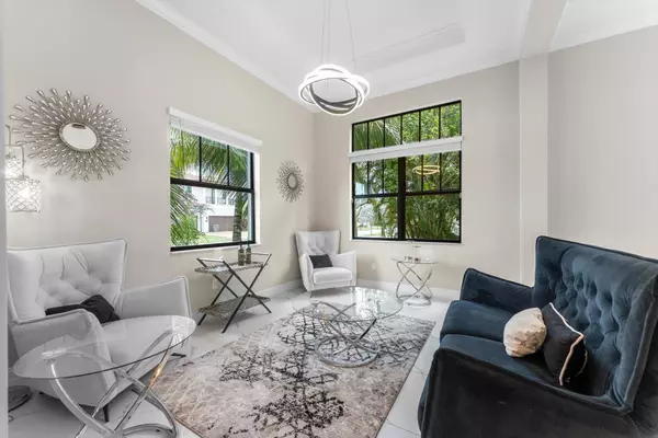 Boynton Beach, FL 33472,8195 Grand Prix LN