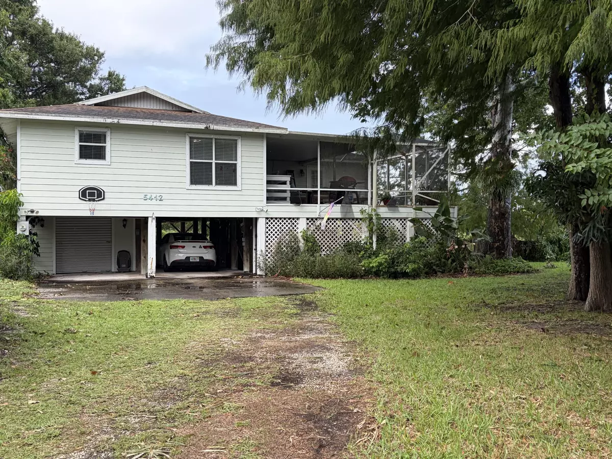 Fort Pierce, FL 34982,5412 Cassia DR