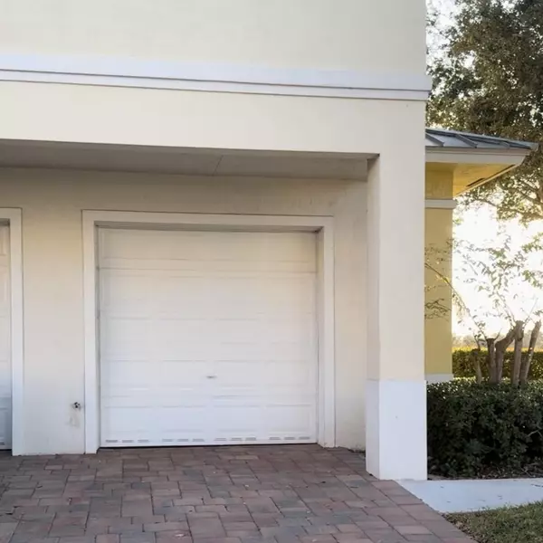 Port Saint Lucie, FL 34984,10280 SW Stephanie WAY 8201