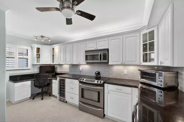 Jupiter, FL 33477,300 N Highway A1a C-405