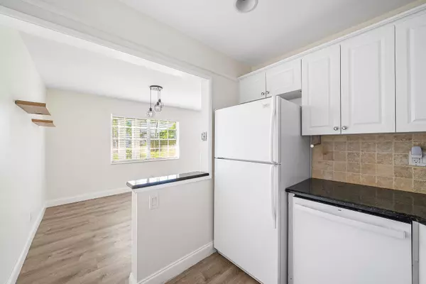 Fort Lauderdale, FL 33308,2455 NE 51st ST E102