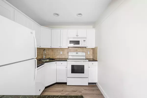 Fort Lauderdale, FL 33308,2455 NE 51st ST E102