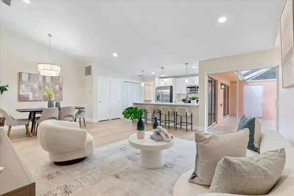 Palm Beach Gardens, FL 33403,901 Sun Terrace CT