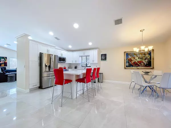 Deerfield Beach, FL 33442,4179 NW 5th Dr DR