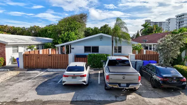 Pompano Beach, FL 33062,3208 Marine DR 3