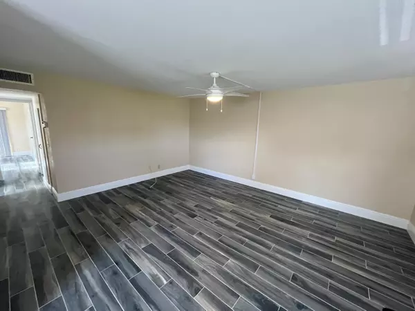 Delray Beach, FL 33446,577 Brittany M