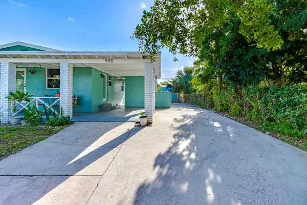 Lake Worth Beach, FL 33460,906 N A ST