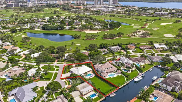 North Palm Beach, FL 33408,839 Country Club DR
