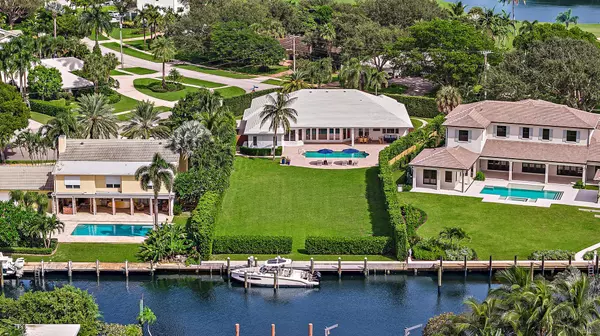 North Palm Beach, FL 33408,839 Country Club DR
