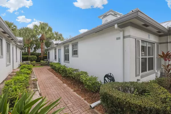 Delray Beach, FL 33484,147 Coconut Key LN