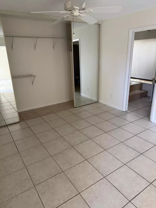 West Palm Beach, FL 33401,647 Executive Center DR S104