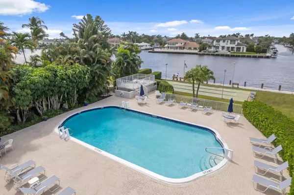 Delray Beach, FL 33483,1910 S Ocean BLVD 306