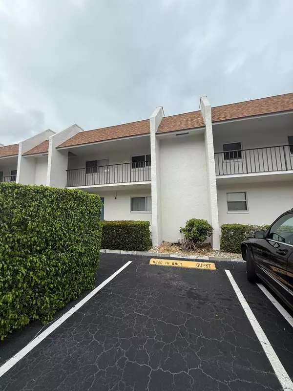 2805 SW 22nd AVE 1030, Delray Beach, FL 33445