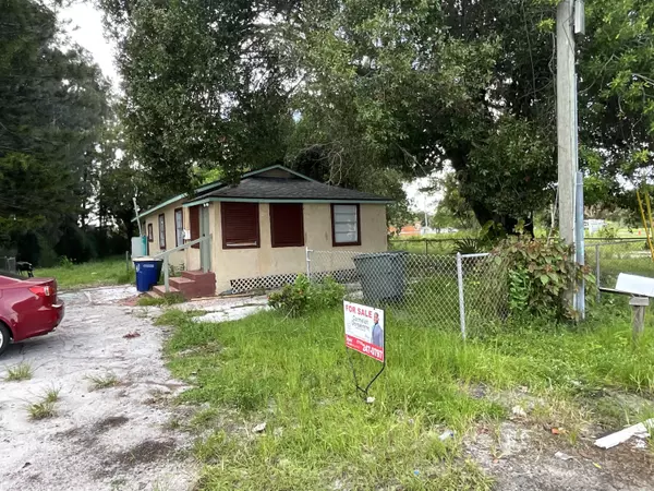 Fort Pierce, FL 34950,435 N 15th ST