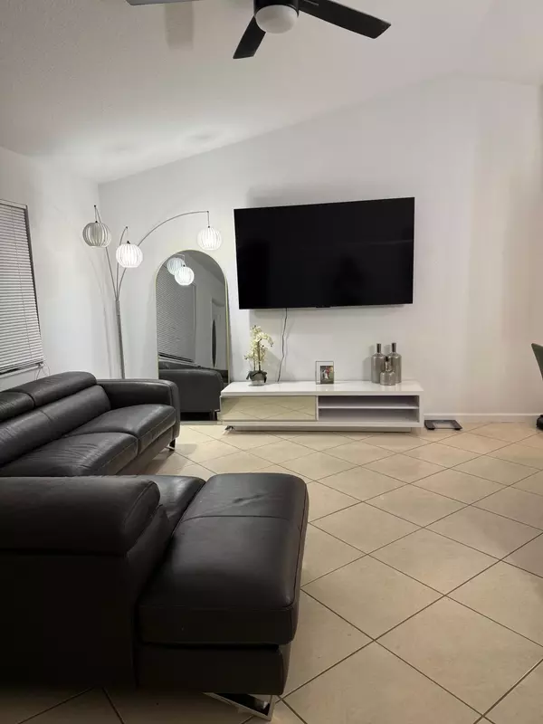 West Palm Beach, FL 33411,13530 N 52nd CT