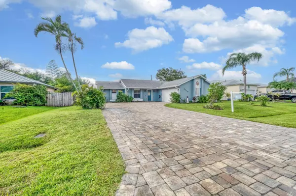 Port Saint Lucie, FL 34952,2718 SE Buccaneer CIR