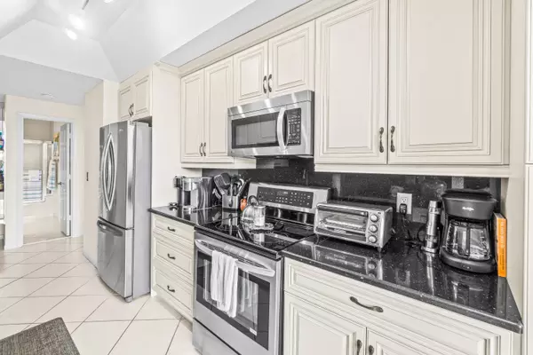 Boca Raton, FL 33433,7460 La Paz PL 102