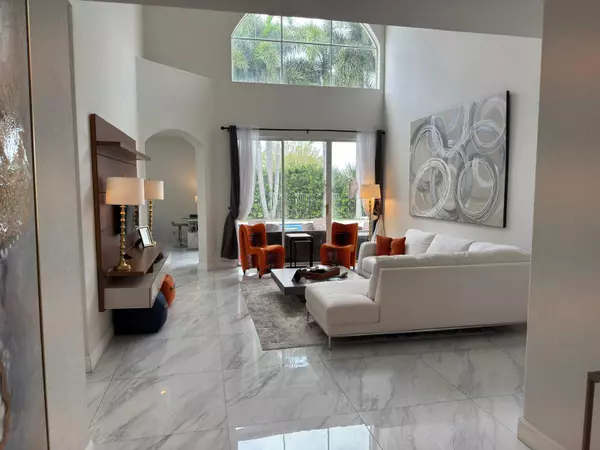 Lake Worth, FL 33463,6370 Sand Hills CIR