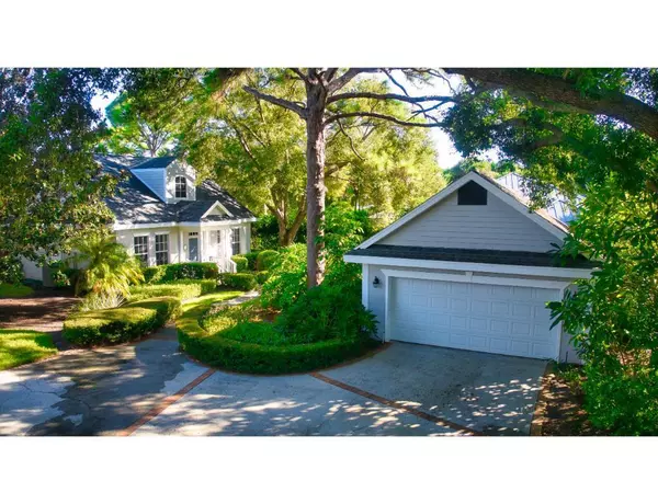 Vero Beach, FL 32962,812 SW Carolina CIR