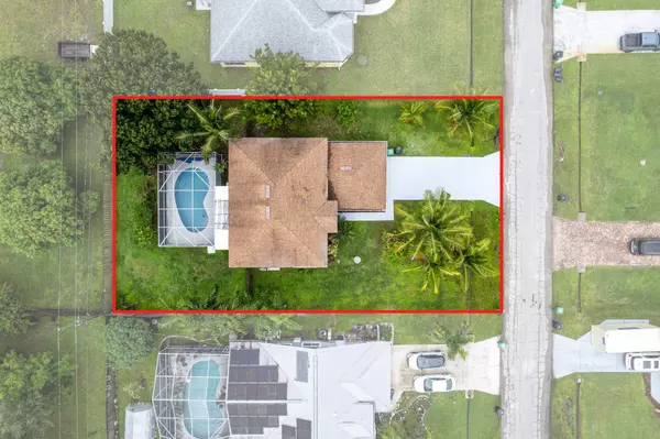 Port Saint Lucie, FL 34952,2452 SE Victory AVE