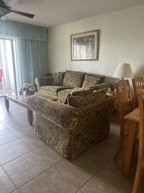 Lake Worth, FL 33461,2812 S Garden DR 304