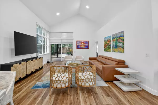 Boca Raton, FL 33496,6623 NW 25th AVE