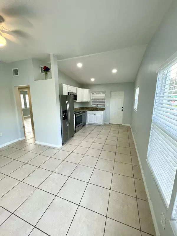 West Palm Beach, FL 33407,640 54th ST A