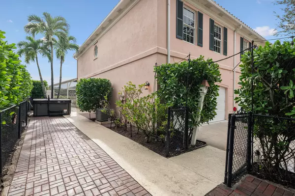 West Palm Beach, FL 33411,2064 Tigris DR
