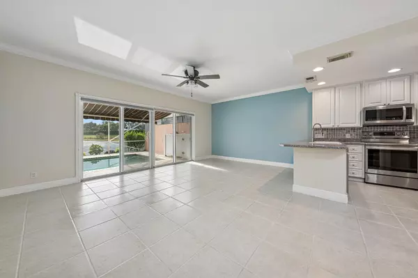 West Palm Beach, FL 33411,2064 Tigris DR