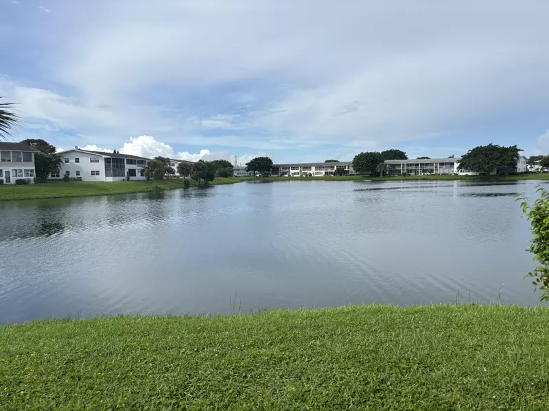 254 Chatham M, West Palm Beach, FL 33417