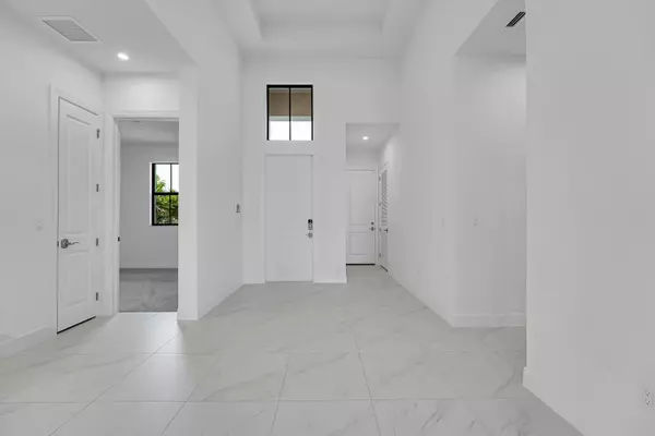 Palm Beach Gardens, FL 33412,13920 Vivant DR