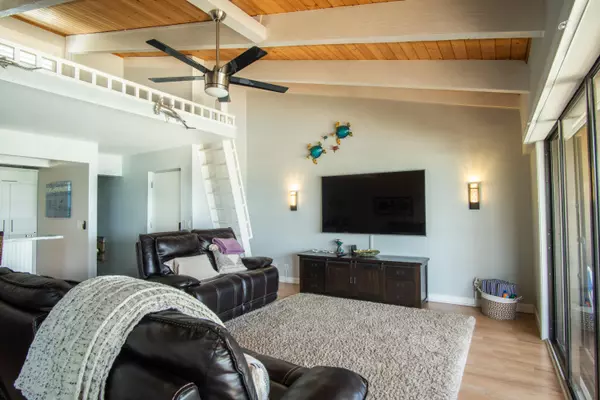 Stuart, FL 34996,2355 NE Ocean BLVD 20b