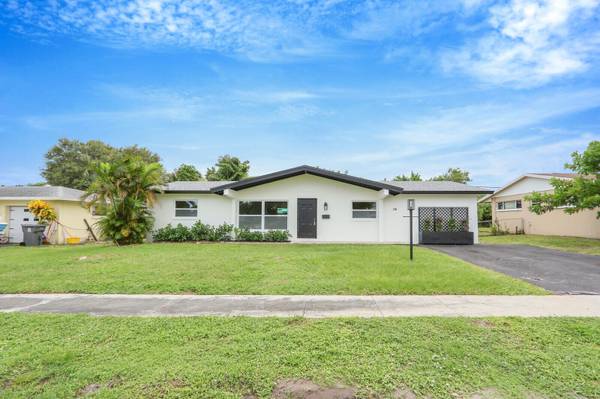 3288 Bermuda RD, Palm Beach Gardens, FL 33410