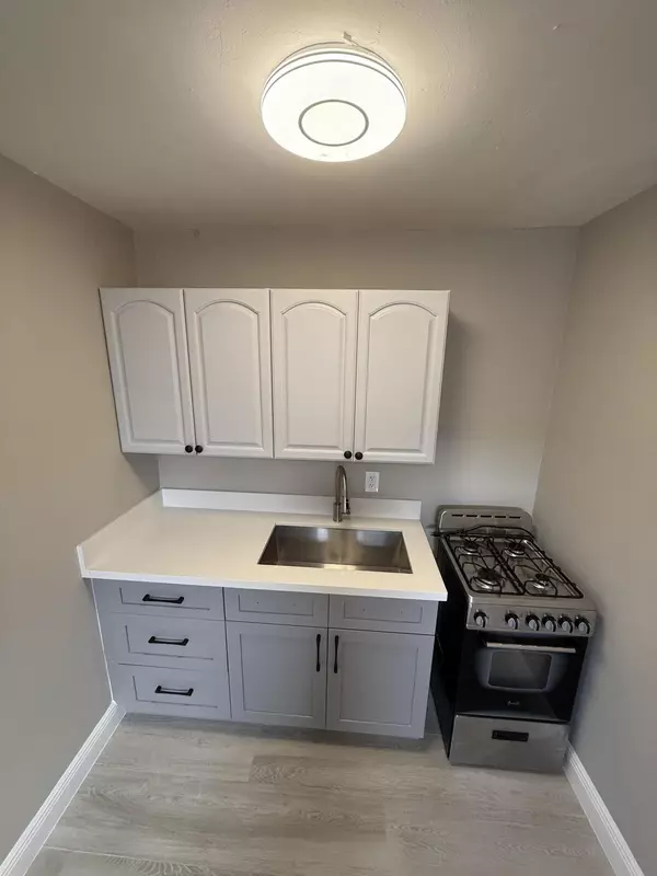 Lake Worth Beach, FL 33460,1315 N J ST A