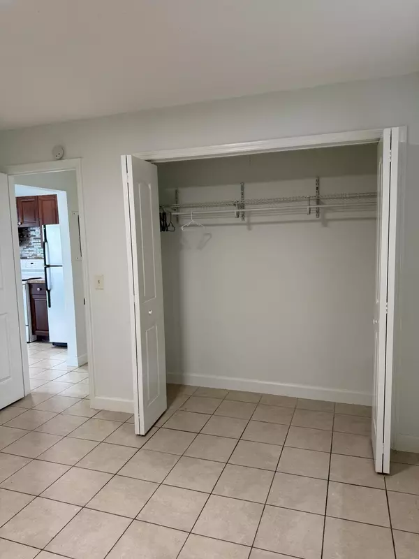 Lake Worth Beach, FL 33460,1407 N J ST 3